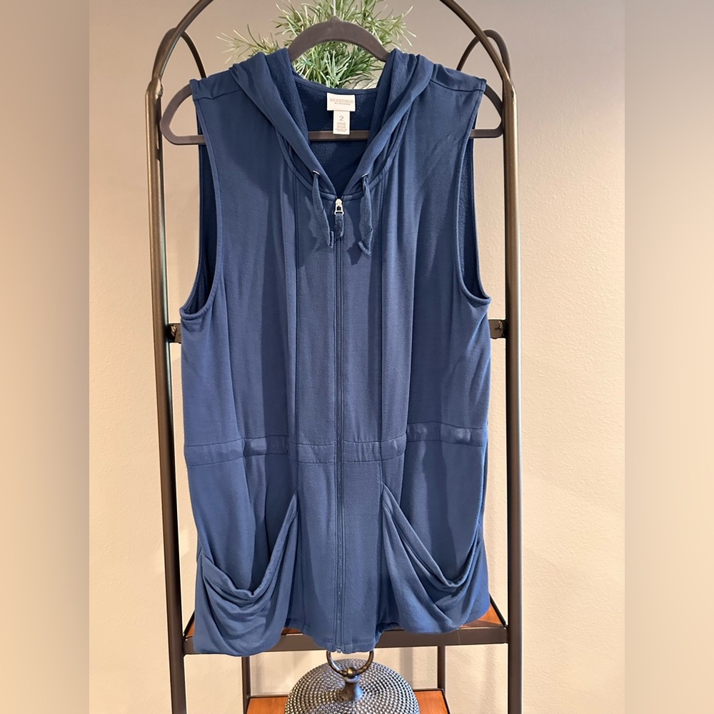 Chico’s Sleeveless Hoodie Vest